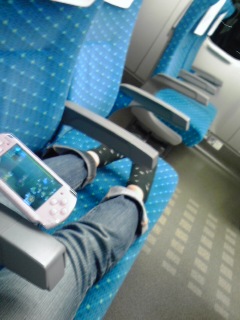 ���s(^��^)